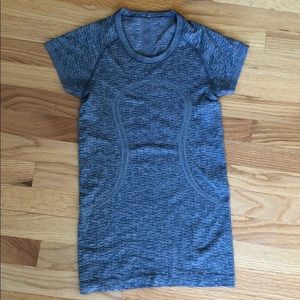 Lululemon shirt